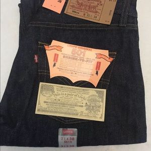 NWT~1993~VTG~USAmade~501xx LEVI JEANS 31x38 SHRINK-TO-FIT~BUTTON FLY~TOUGH DENIM